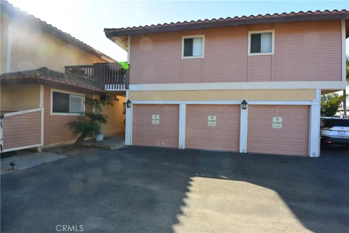 821 Jennifer Lane, Costa Mesa, California 92626