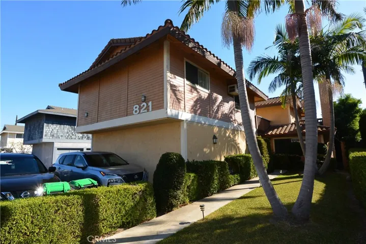 821 Jennifer Lane, Costa Mesa, California 92626
