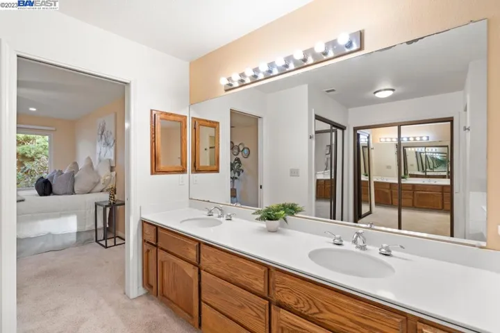 217 Sheffield Rd, Alameda, California 94502