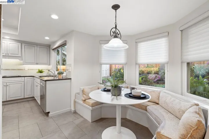 217 Sheffield Rd, Alameda, California 94502