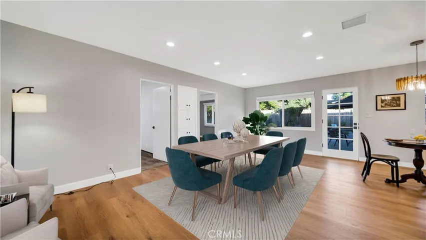 733 W 9th Street, Claremont, California 91711