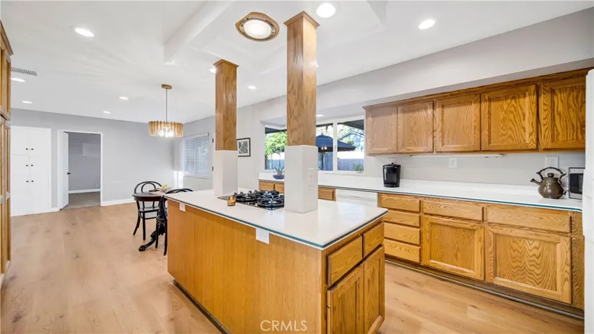733 W 9th Street, Claremont, California 91711