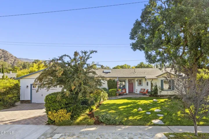1-web-or-mls-Upmarketmedia_1222Sun-3a