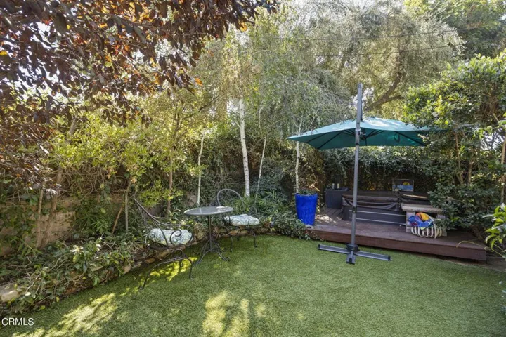 39-web-or-mls-Upmarketmedia_1222Sun-140
