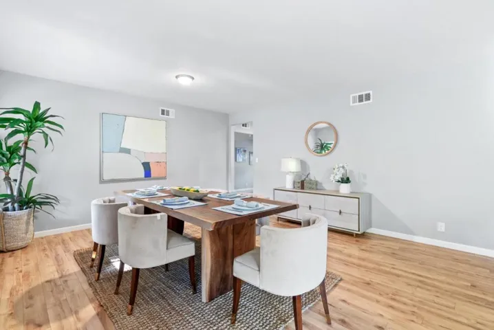 774 Manor Way, Los Altos, California 94024