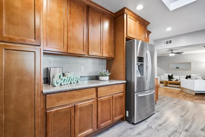 774 Manor Way, Los Altos, California 94024