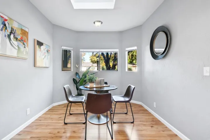 774 Manor Way, Los Altos, California 94024