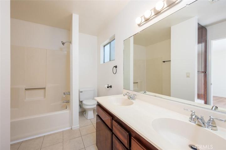 215 Golden Meadow Drive, Paso Robles, California 93446