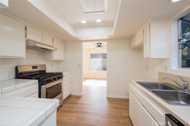 215 Golden Meadow Drive, Paso Robles, California 93446