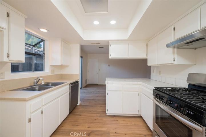 215 Golden Meadow Drive, Paso Robles, California 93446