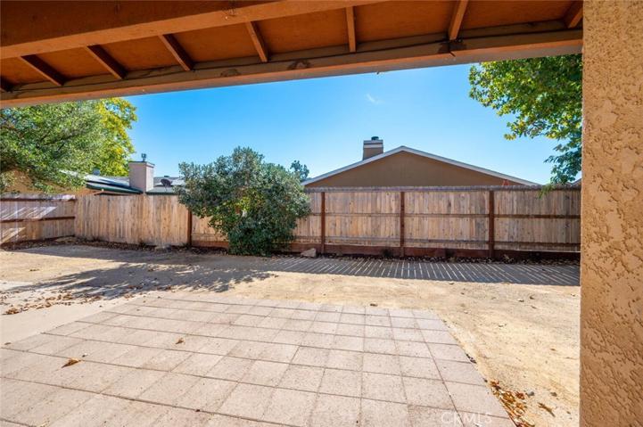 215 Golden Meadow Drive, Paso Robles, California 93446