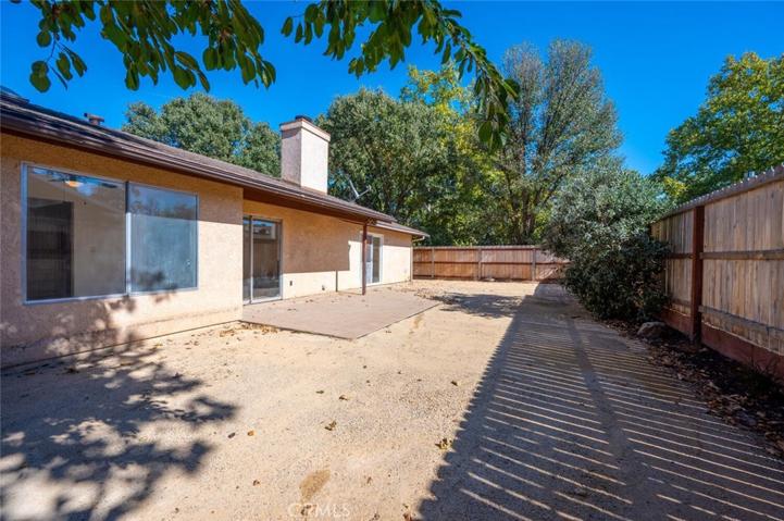215 Golden Meadow Drive, Paso Robles, California 93446