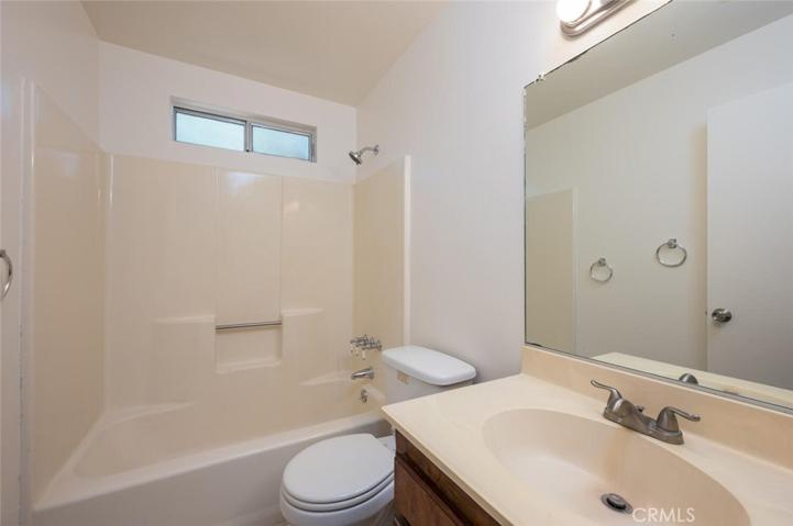 215 Golden Meadow Drive, Paso Robles, California 93446