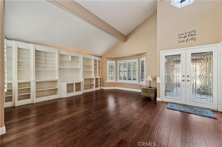 32037 Via Saltio, Temecula, California 92592