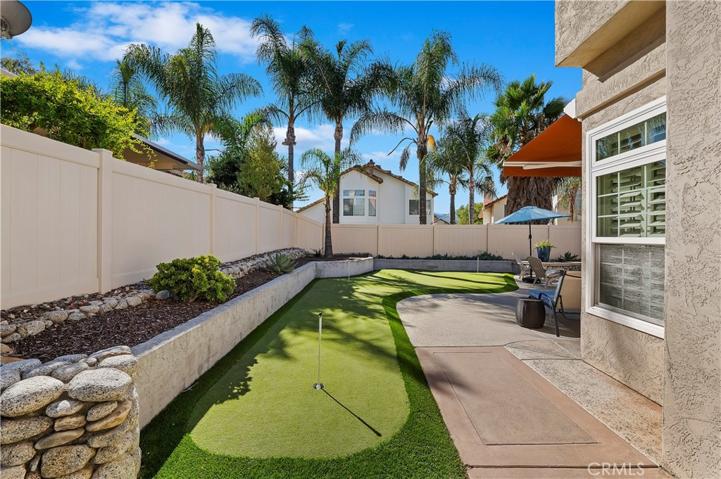 32037 Via Saltio, Temecula, California 92592