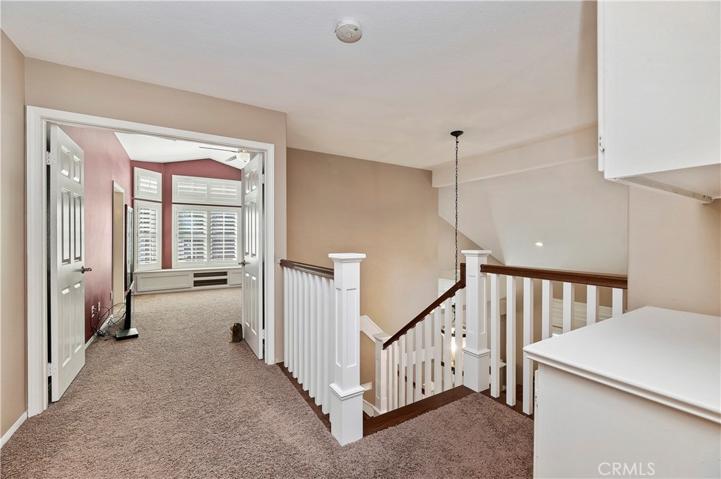 32037 Via Saltio, Temecula, California 92592
