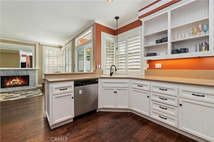 32037 Via Saltio, Temecula, California 92592