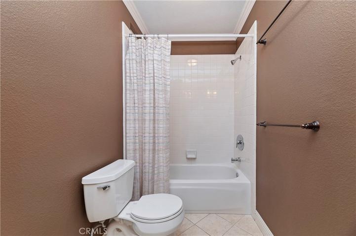 32037 Via Saltio, Temecula, California 92592