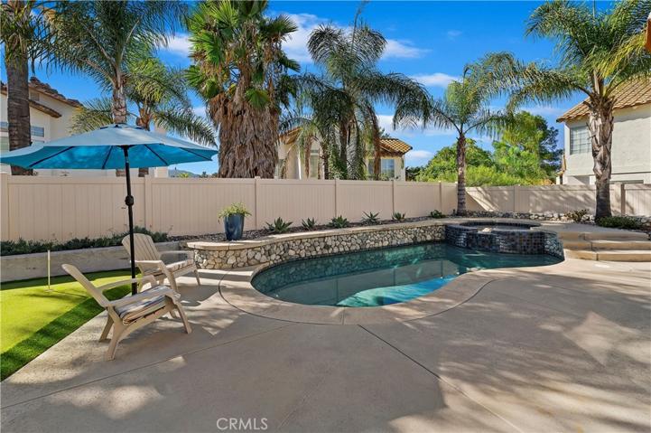 32037 Via Saltio, Temecula, California 92592