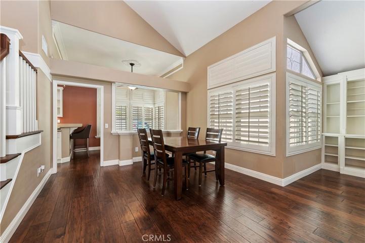32037 Via Saltio, Temecula, California 92592