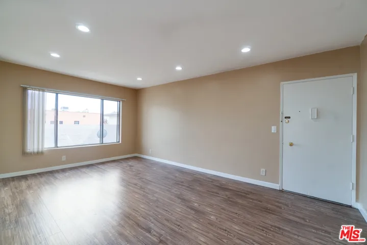 1817 Overland Avenue Unit 3, Los Angeles, California 90025