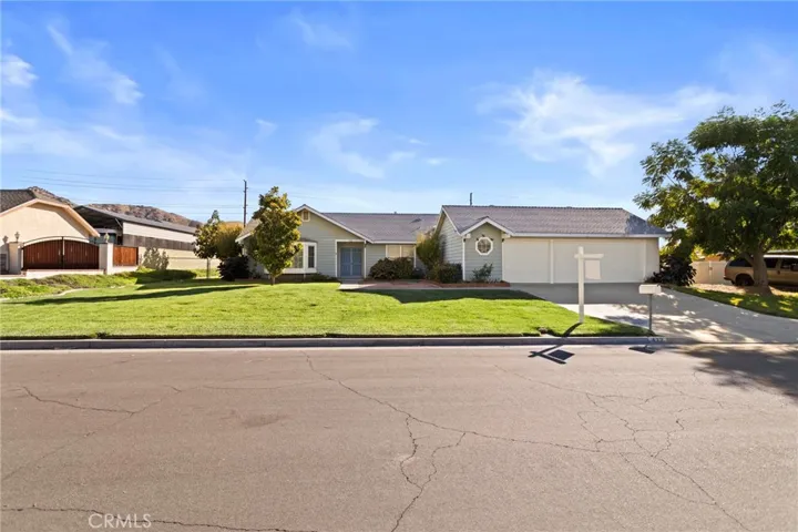 472 Tanner Circle, Riverside, California 92507