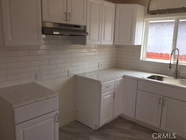 608 W 215th Street, Carson, California 90745