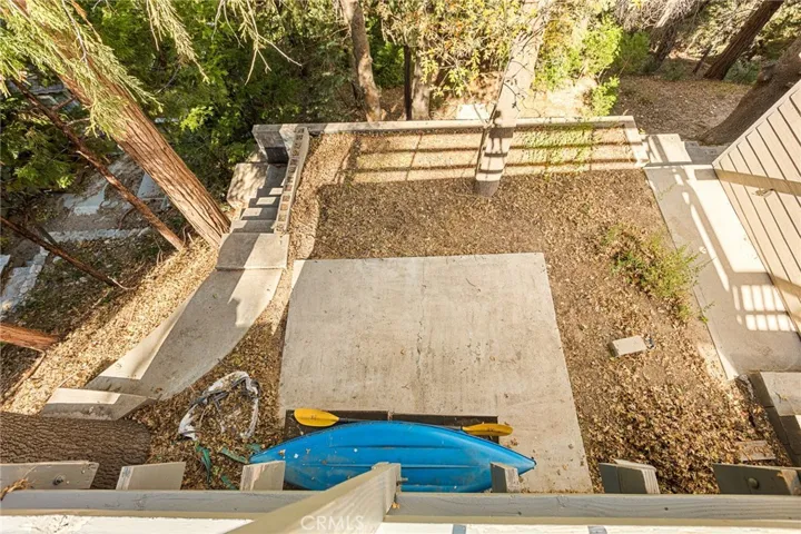 Side lot for pets or Patio