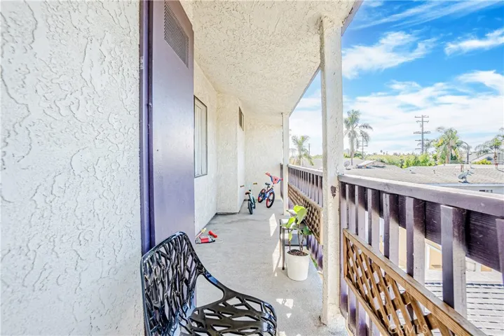 1621 E 5th Street, Long Beach, California 90802