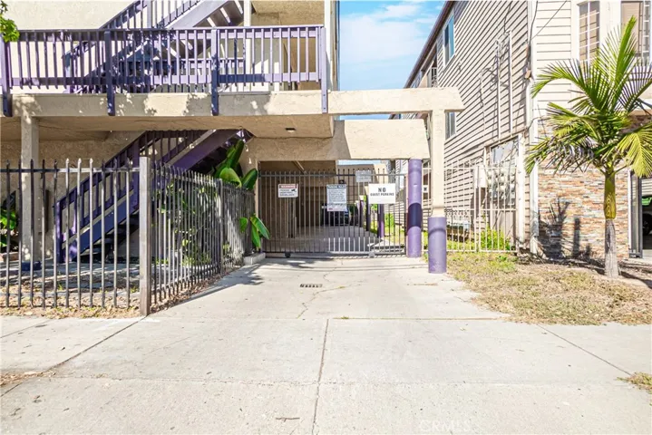 1621 E 5th Street, Long Beach, California 90802