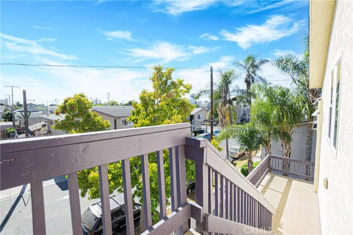 1621 E 5th Street, Long Beach, California 90802