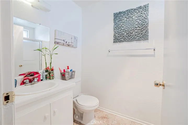 1621 E 5th Street, Long Beach, California 90802