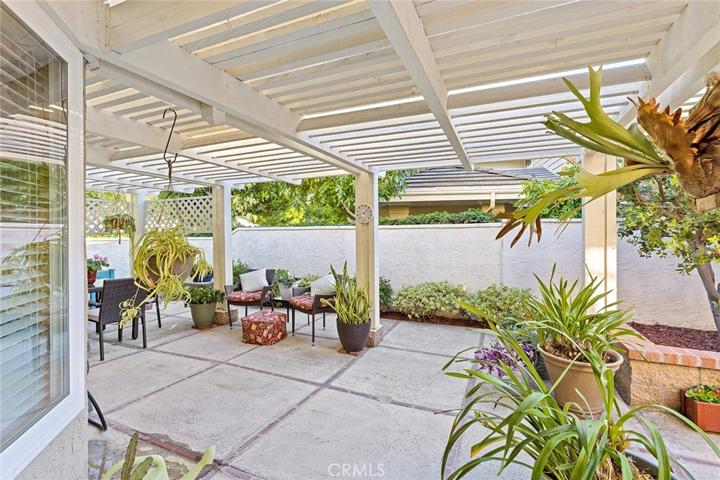 27 Morning Breeze Unit 47, Irvine, California 92603