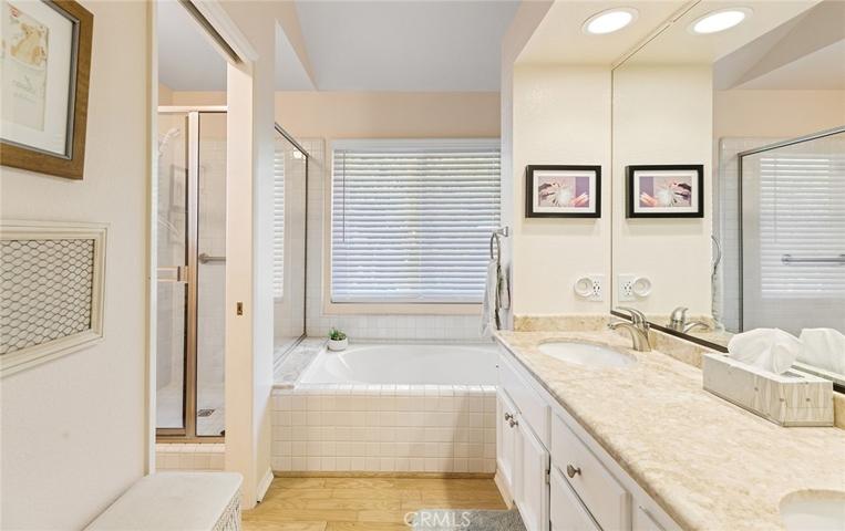 27 Morning Breeze Unit 47, Irvine, California 92603
