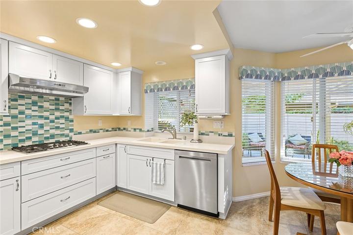 27 Morning Breeze Unit 47, Irvine, California 92603