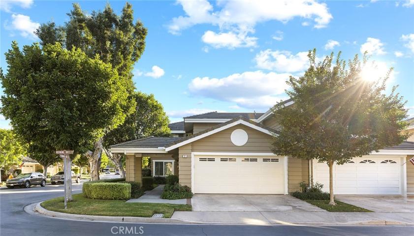 27 Morning Breeze Unit 47, Irvine, California 92603