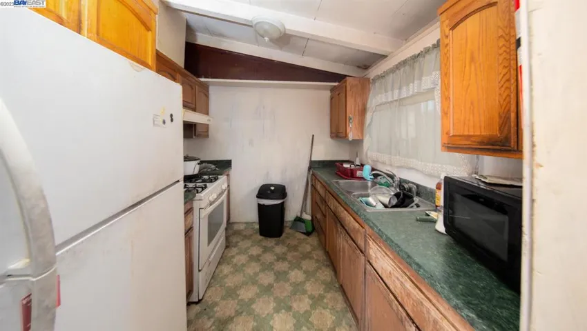 27846 Mandarin Ave, Hayward, California 94544