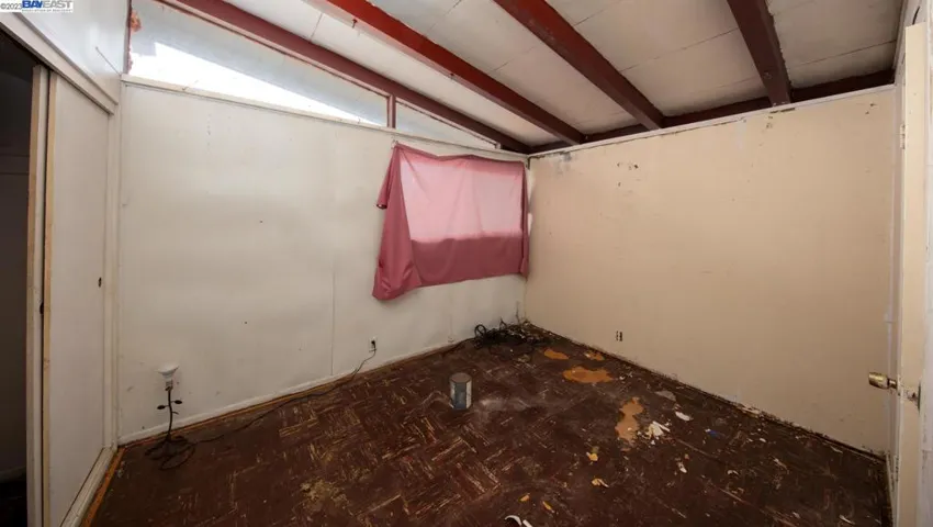 27846 Mandarin Ave, Hayward, California 94544