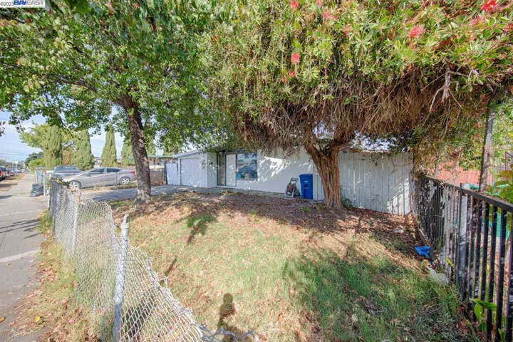 27846 Mandarin Ave, Hayward, California 94544