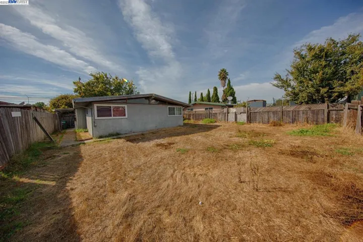 27846 Mandarin Ave, Hayward, California 94544