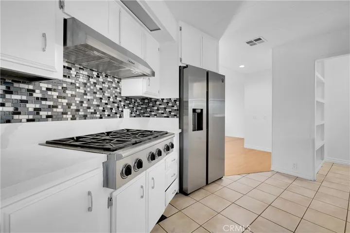 320 N Park Vista Street 41, Anaheim, California 92806