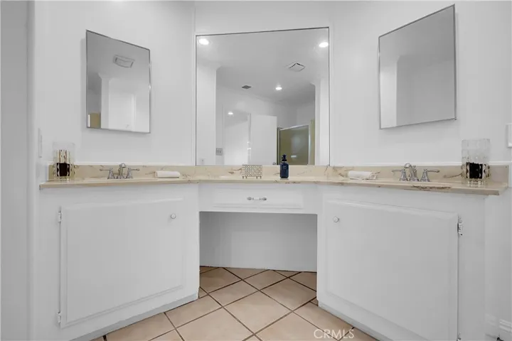 320 N Park Vista Street 41, Anaheim, California 92806