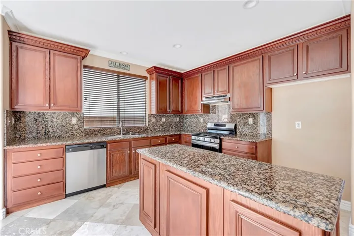 30 Lazurite, Rancho Santa Margarita, California 92688