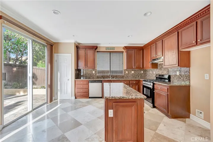 30 Lazurite, Rancho Santa Margarita, California 92688