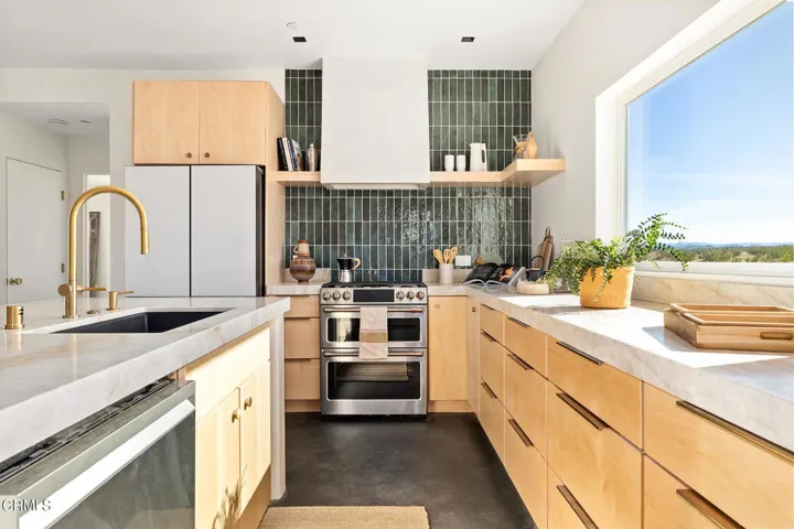 Scotch Lane MLS10
