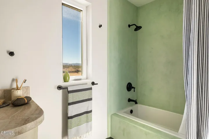 Scotch Lane MLS28