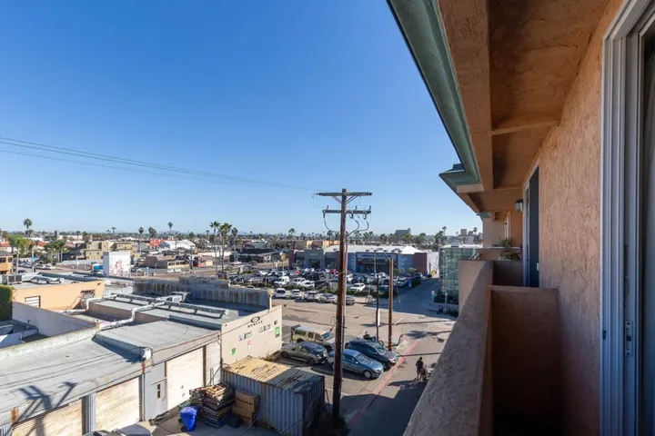 4627 Ocean Blvd 410, San Diego, California 92109
