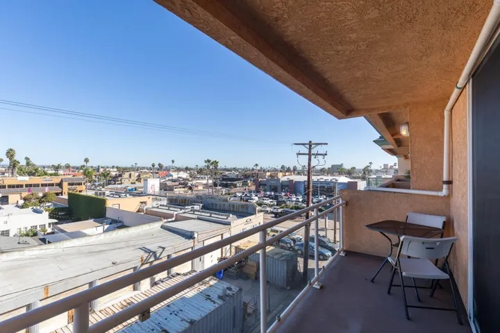 4627 Ocean Blvd 410, San Diego, California 92109