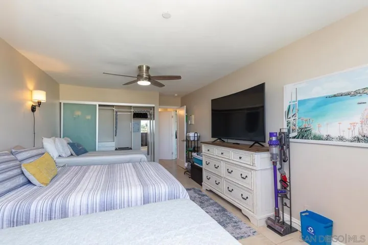4627 Ocean Blvd 410, San Diego, California 92109
