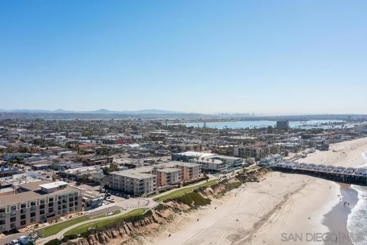 4627 Ocean Blvd 410, San Diego, California 92109